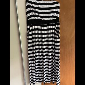 Strapless maxi dress